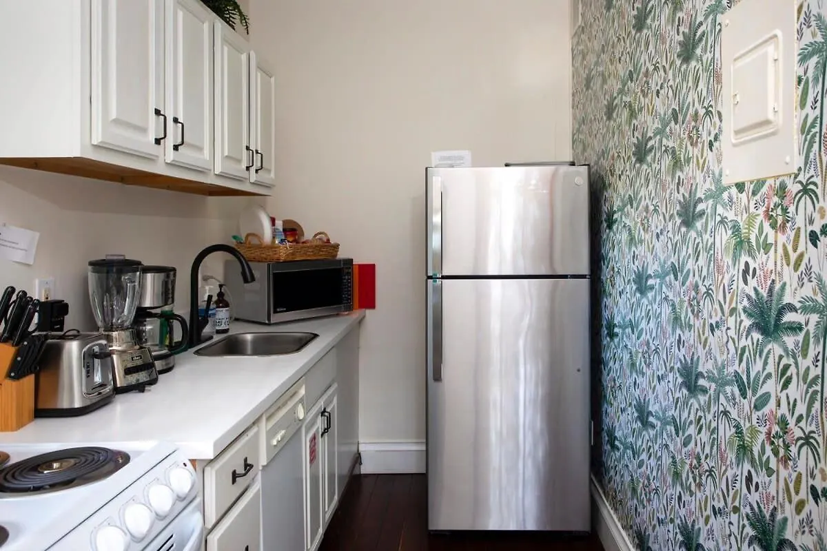 Apartment Duval Street Suite W Parking And Heated Pool Key West